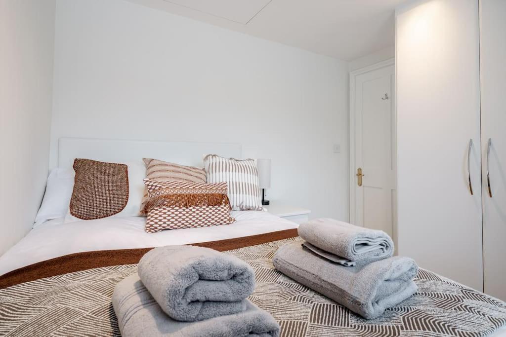 Villa Luxury 3brs House In The Heart Of Victoria