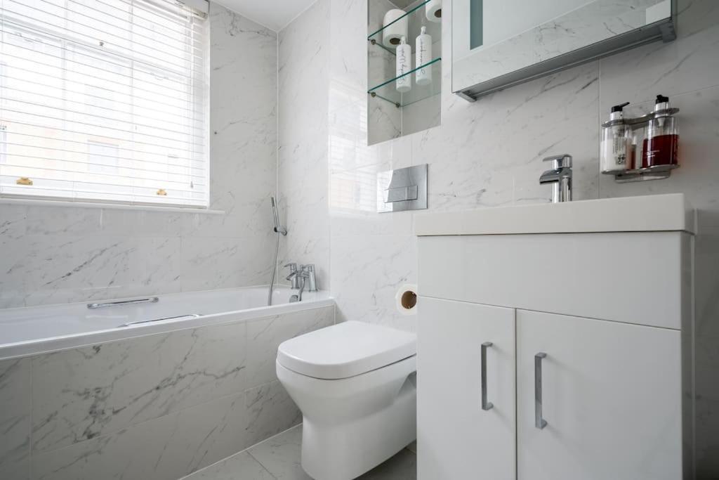 Luxury 3brs House In The Heart Of Victoria Villa *
